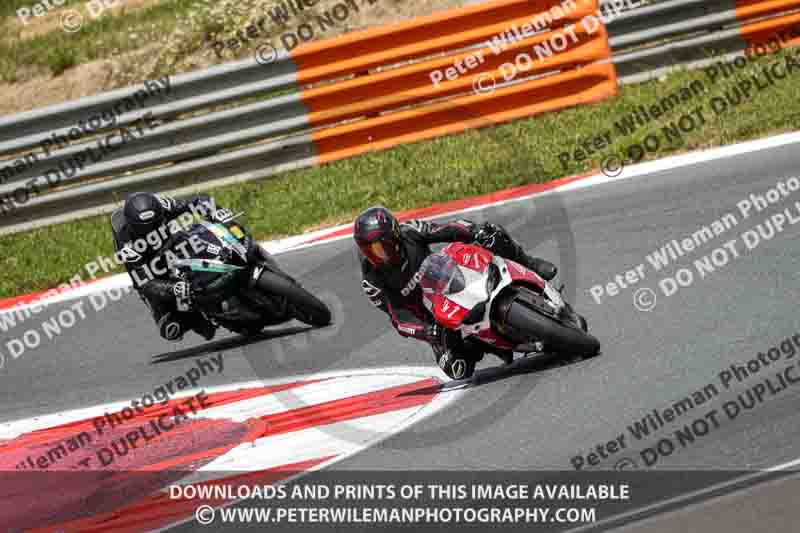 cadwell no limits trackday;cadwell park;cadwell park photographs;cadwell trackday photographs;enduro digital images;event digital images;eventdigitalimages;navarra;no limits trackdays;peter wileman photography;racing digital images;trackday digital images;trackday photos